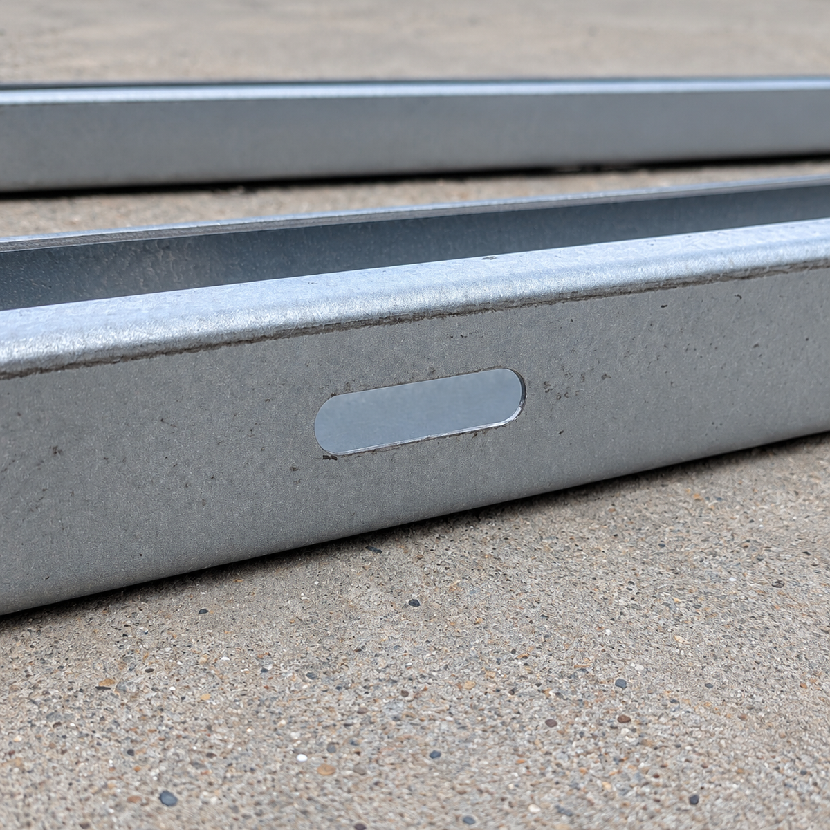 Pană 2250 mm, profil C100/50/17, oțel S350 ZM310 — detaliu 1