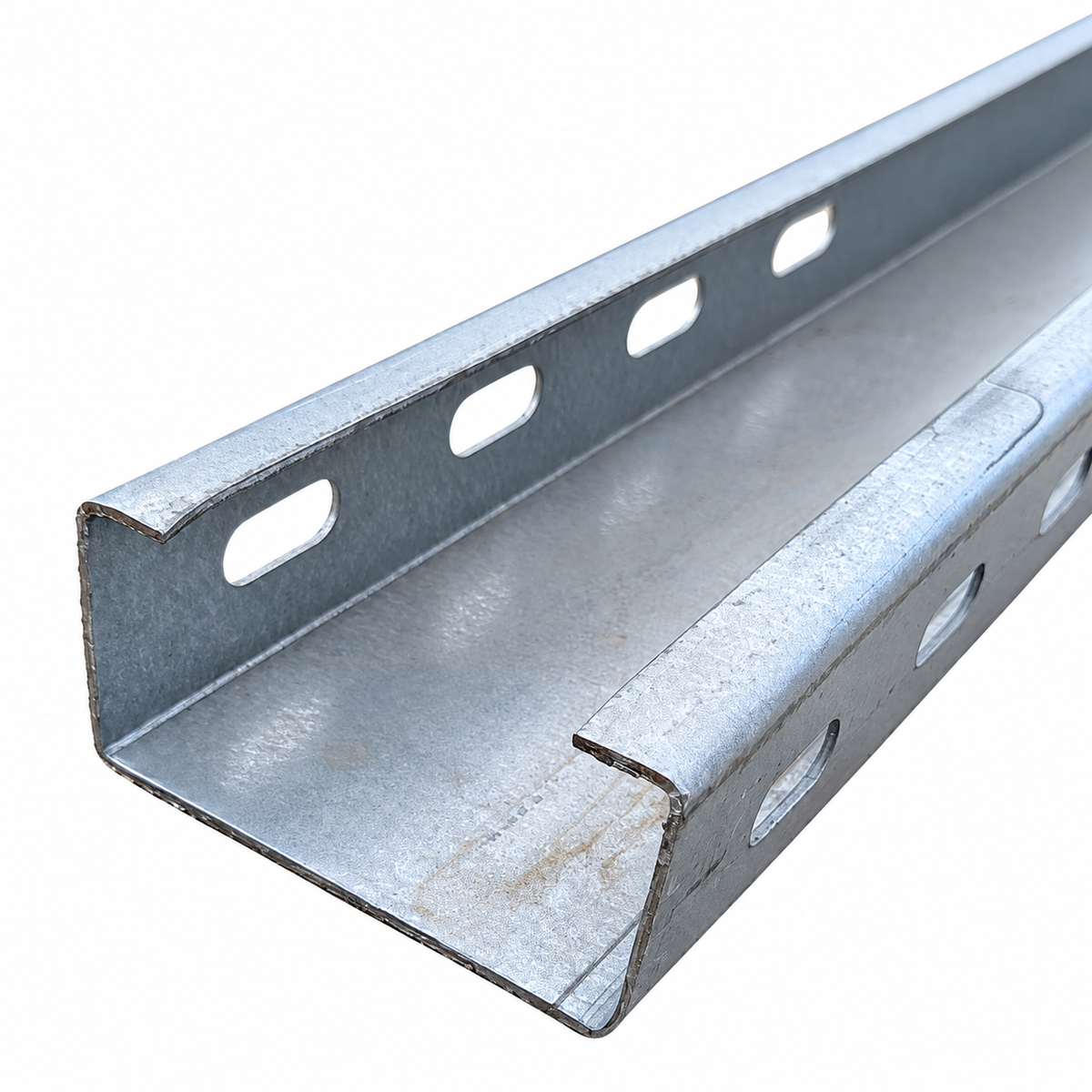 Stâlp față 1120 mm, profil C100/50/17, oțel S350 ZM310 — imagine pe fundal alb