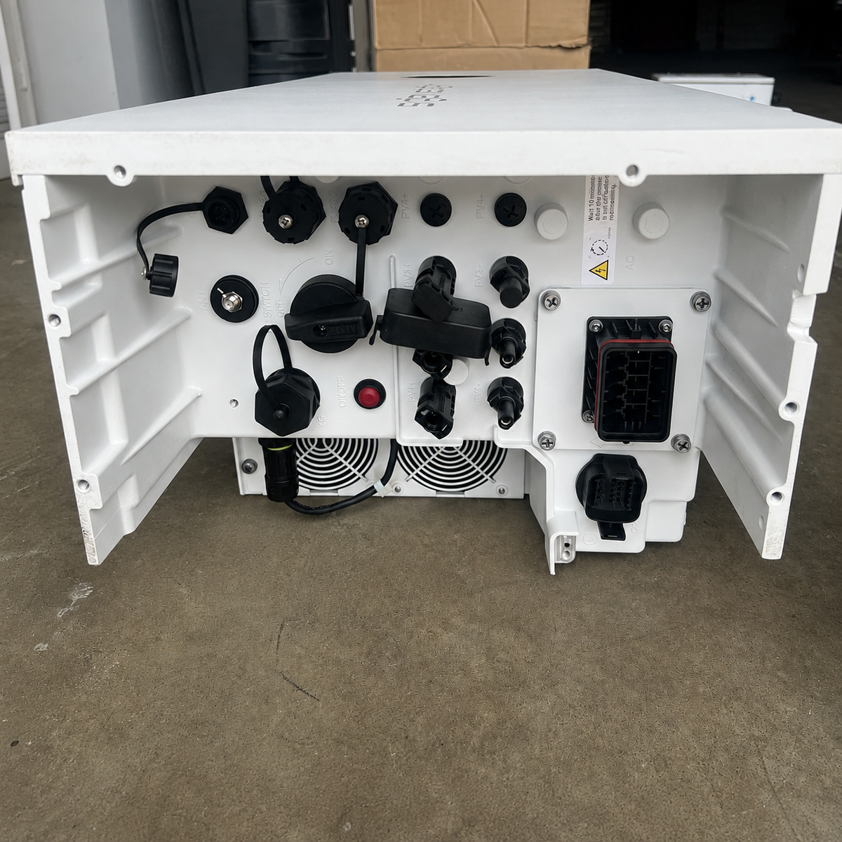 Invertor Sigenergy SigenStor EC TP – fotografie conexiuni