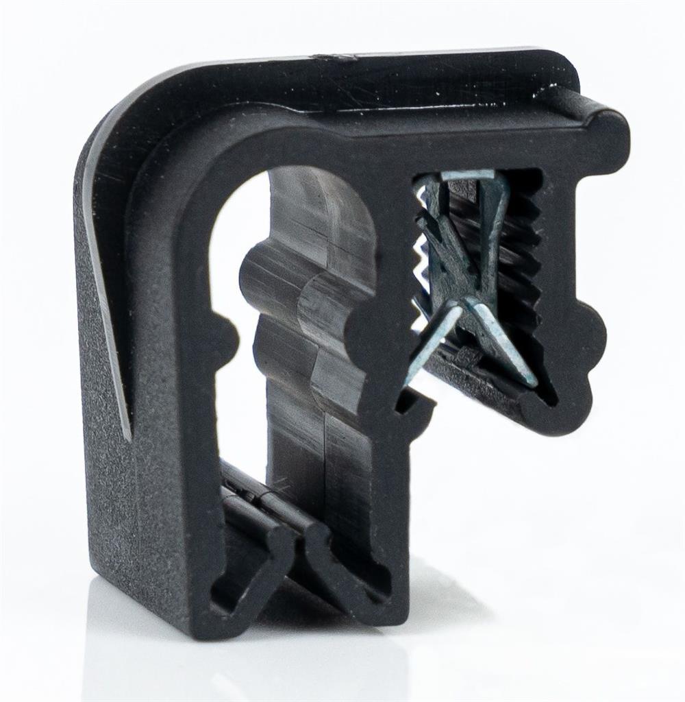 100 buc. - Clips lateral pentru cablu solar 2x6mm C1, PA. UV